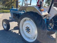 Tracteur Ford 4000