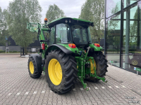 Tracteur John Deere 5100M