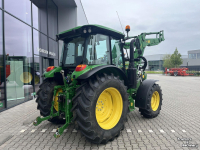 Tracteur John Deere 5100M
