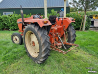Tracteur Renault 56