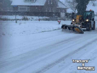 Matériel de déneigement  sneeuwschuiver schuiver ruimer