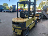 Chariot élévateur Mitsubishi FD25