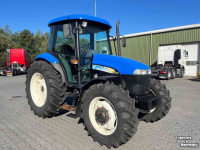 Tracteur New Holland TD90 D