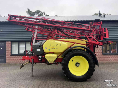 Pulvérisateur trainé Kverneland Ikarus S28
