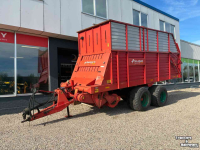 Autochargeuse Kverneland Taarup 470