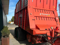 Autochargeuse Kverneland Taarup 470