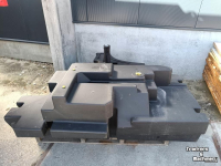 Ensileuse automotrice New Holland Geen merk/Sans marque Brandstof tank FR