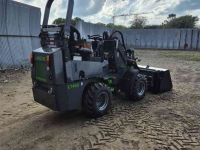 Chargeuse sur pneus WCM L1460