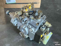 Chargeuse compacte New Holland Brandstofpomp Skidlader parts nr:2855084R