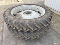 Roues, Pneus, Jantes, Barillets Jumelage Alliance 300/95R46 (12.4R46)