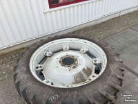 Roues, Pneus, Jantes, Barillets Jumelage Alliance 300/95R46 (12.4R46)