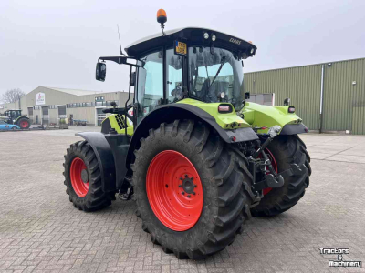 Tracteur Claas Arion 550