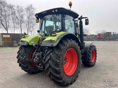 Tracteur Claas Arion 550