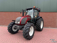 Tracteur Valtra A93 HiTech