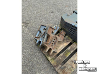 Poids frontaux Ford Ford 10S/40S 40 KG Middentrekhaakgewicht