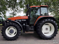 Tracteur New Holland 8160