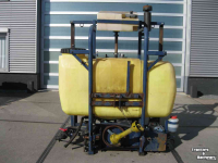 Pulvérisateur porté Hoegen Dijkhof 800 liter tank met frame