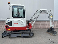 Mini pelleteuse Takeuchi TB225