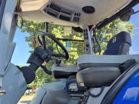 Tracteur New Holland T7.315 HD AC 40Kmh. Lucht, Fronthef, geveerde vooras en cabine.