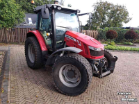 Tracteur Massey Ferguson 5611