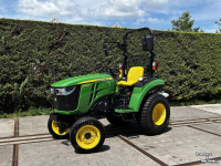 Tracteur pour vignes et vergers John Deere 2032R