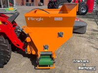 Distributeur de paille pour des logettes Flingk KSS-1015