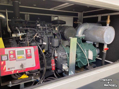 Moteur / Pompe stationair Smits motorpomp waterpomp EMP 02