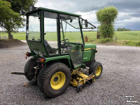 Tracteur pour horticulture John Deere 855 Diesel met maaidek en cabine