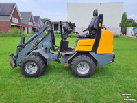 Chargeuse sur pneus Giant D332SWT