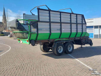 Autochargeuse Deutz-Fahr K 7.39 opraapwagen