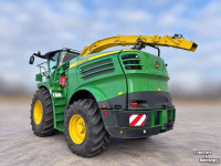 Ensileuse automotrice John Deere 8300
