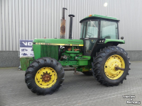 Tracteurs anciens John Deere 4450