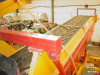 Trémie Spinnekop Spinnekop Combine receiving hopper with cleaner ,inspection conveyor and elevator