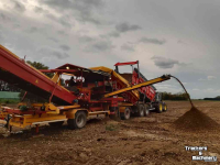 Trémie Spinnekop Spinnekop Combine receiving hopper with cleaner ,inspection conveyor and elevator