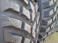 Roues, Pneus, Jantes, Barillets Jumelage Nokian 480/80R38 en 440/80R24