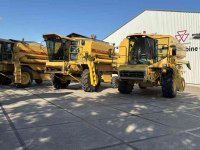 Moissonneuse batteuse New Holland TX 34