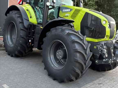 Tracteur Claas Axion 870 Night Edition
