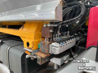 Combinaison faucheuse-aspirateur Iveco hovertrack , iveco , maai-zuigcombinatie