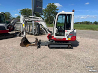 Mini pelleteuse Takeuchi TB219