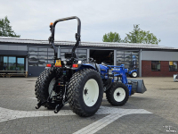 Tracteur pour vignes et vergers New Holland Boomer 50 hydrostaat