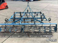 Cultivateur Lemken triltand culivator