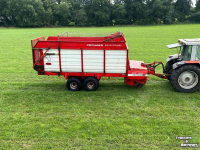 Autochargeuse Pottinger Silo-Profi Opraapwagen Stalvoeren