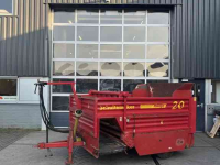 Distributeur de fourrage en bloc Schuitemaker Amigo 20