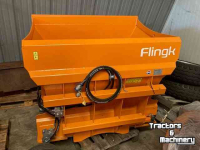 Épandeur de sciure pour des logettes Flingk KSS 1015