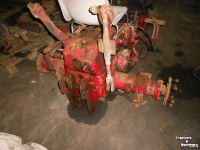 Pièces d‘occasion pour tracteurs International 423