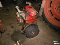 Pièces d‘occasion pour tracteurs International 423
