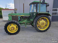 Tracteur John Deere 3040 4WD