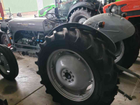 Tracteurs anciens Massey Ferguson Ferguson TEF 20