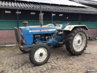 Tracteur Ford 3000
