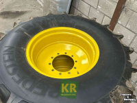 Roues, Pneus, Jantes, Barillets Jumelage Vredestein 650/85R38 en 600/70R28